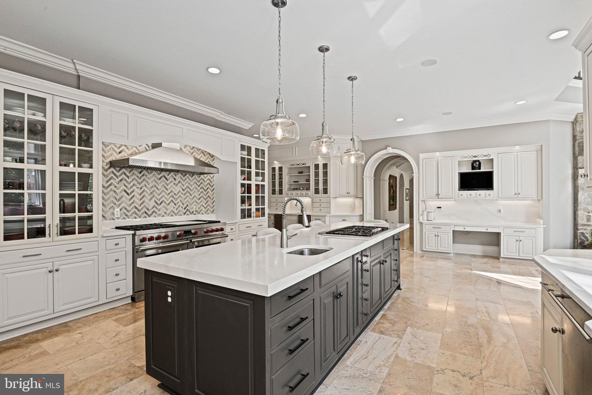 10010 HIGH HILL PLACE