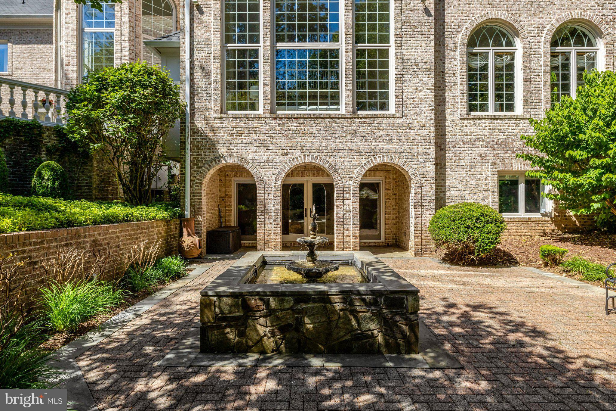 10010 HIGH HILL PLACE