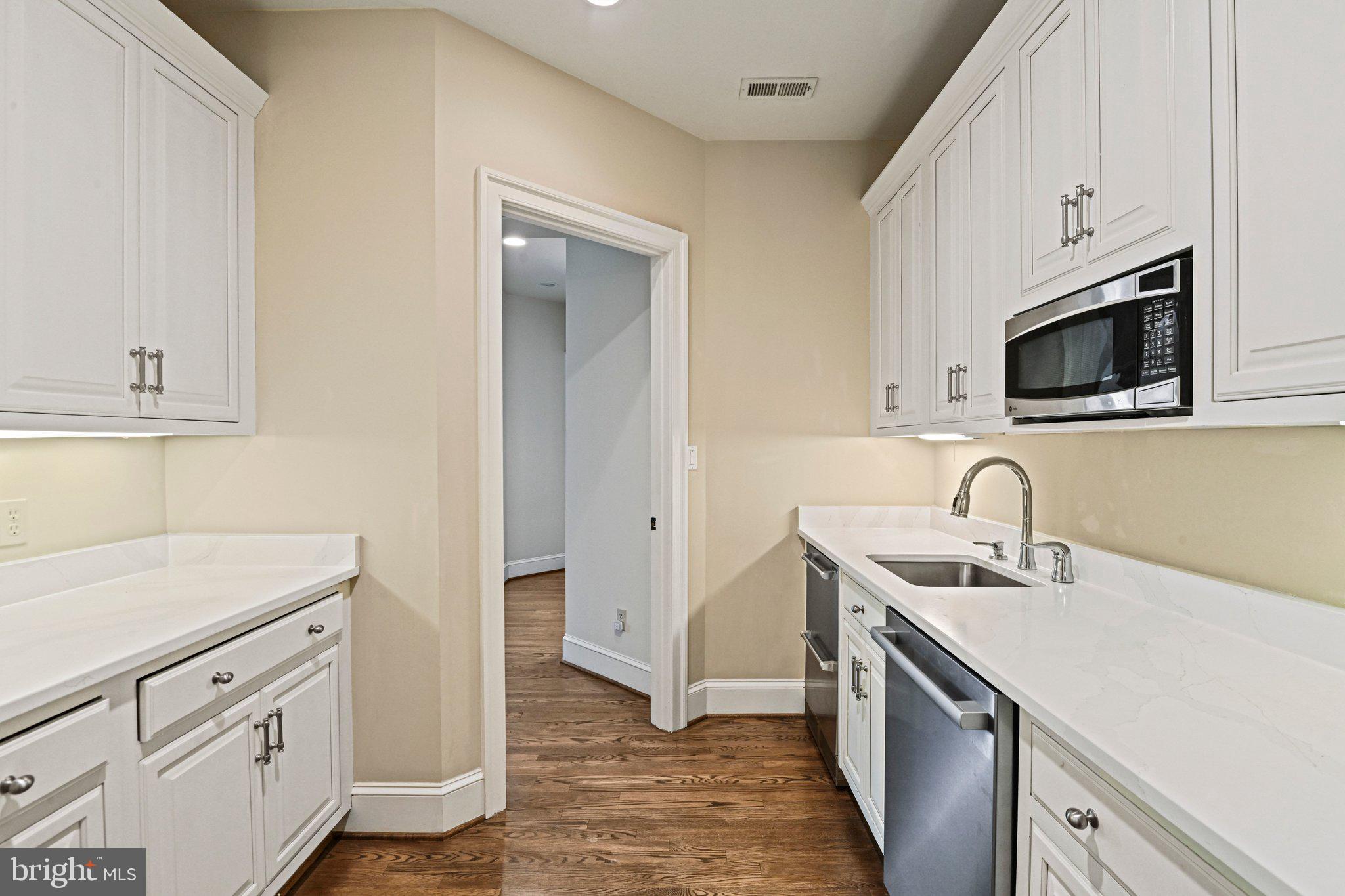 10010 HIGH HILL PLACE