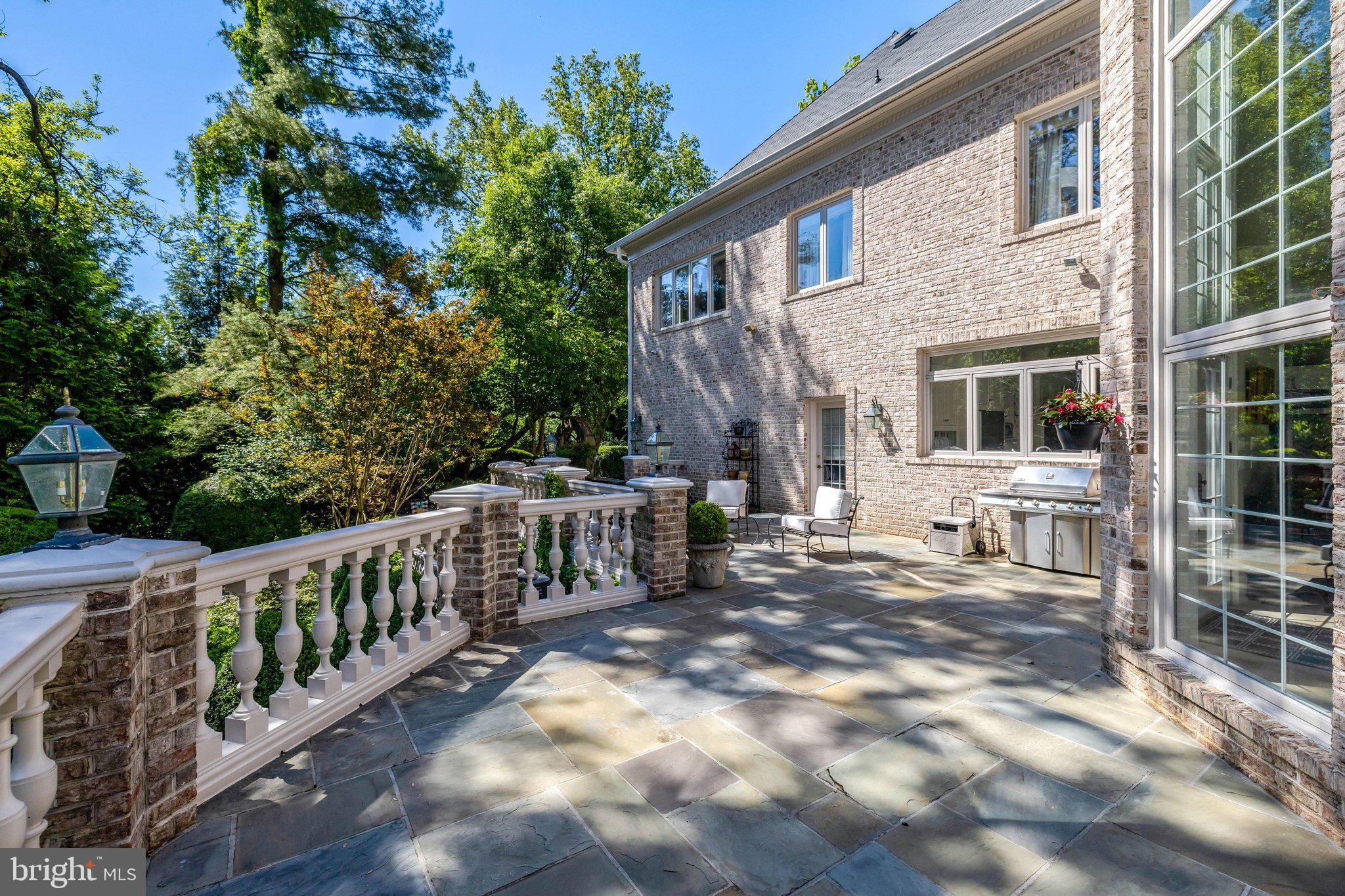 10010 HIGH HILL PLACE