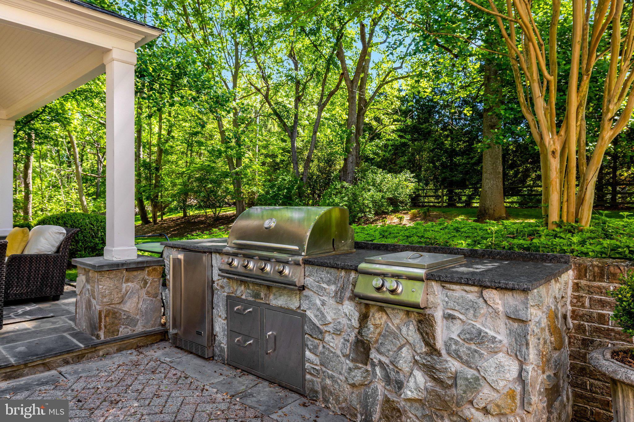 10010 HIGH HILL PLACE