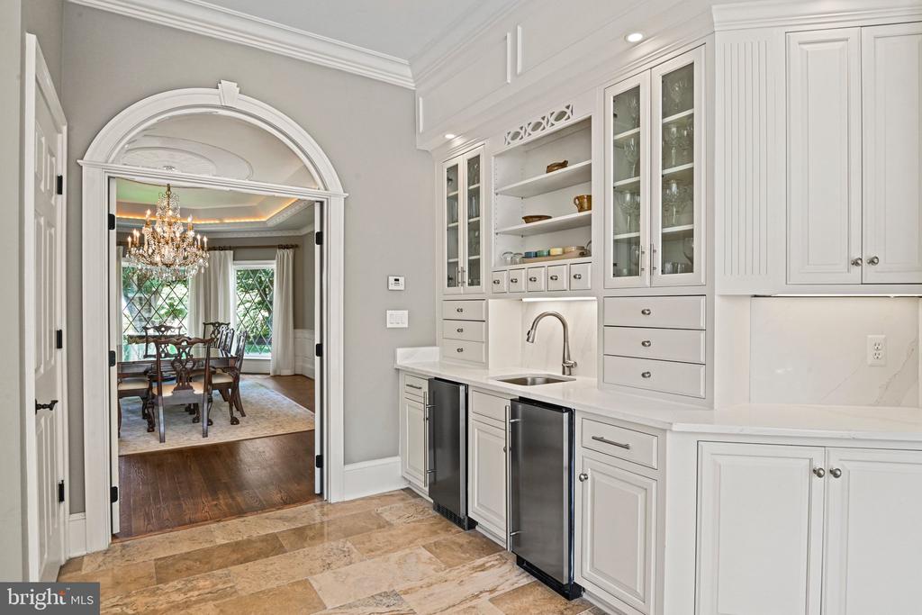 10010 HIGH HILL PLACE