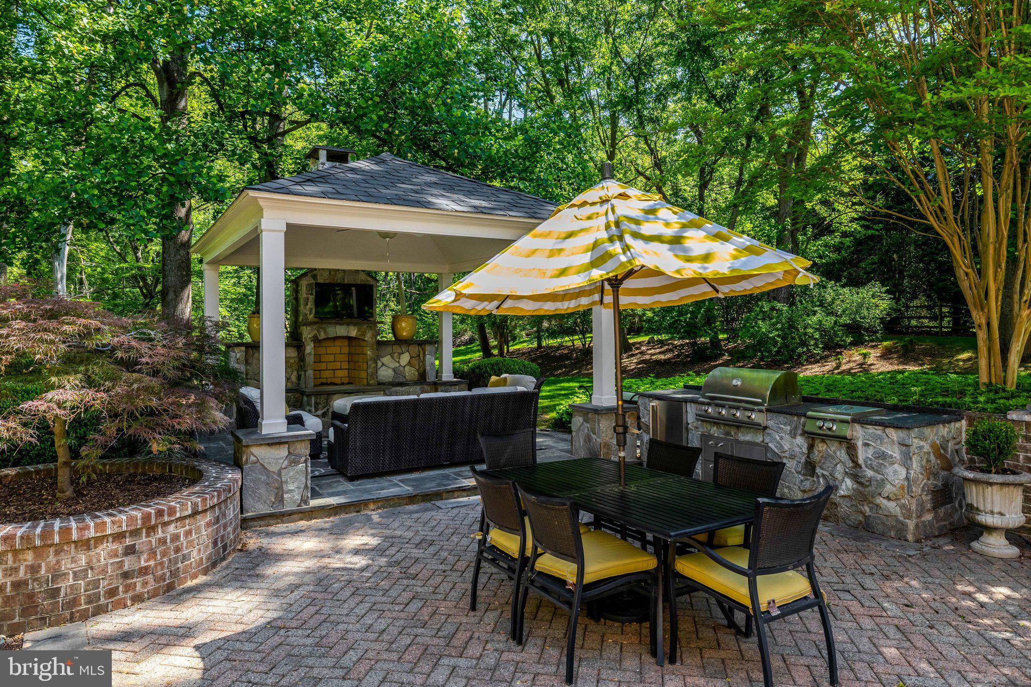 10010 HIGH HILL PLACE