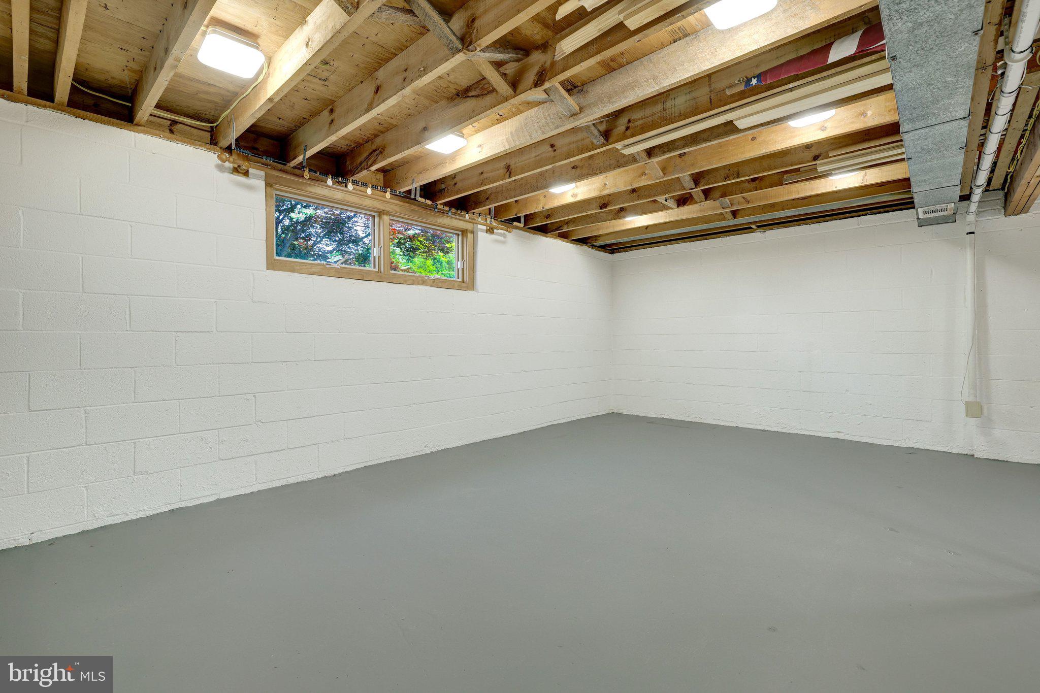 822 WALKER ROAD