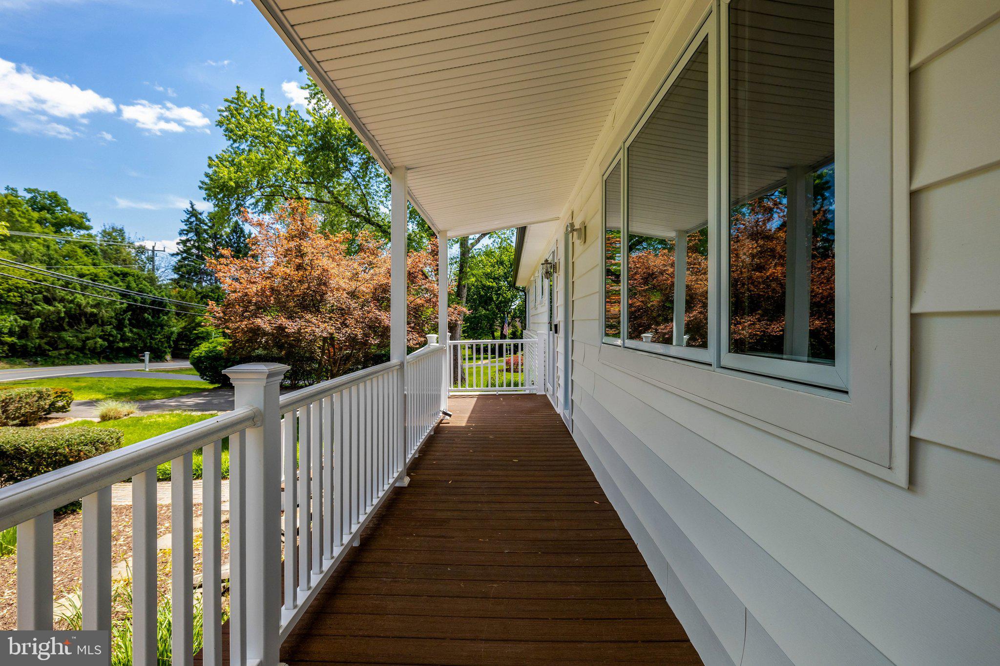 822 WALKER ROAD