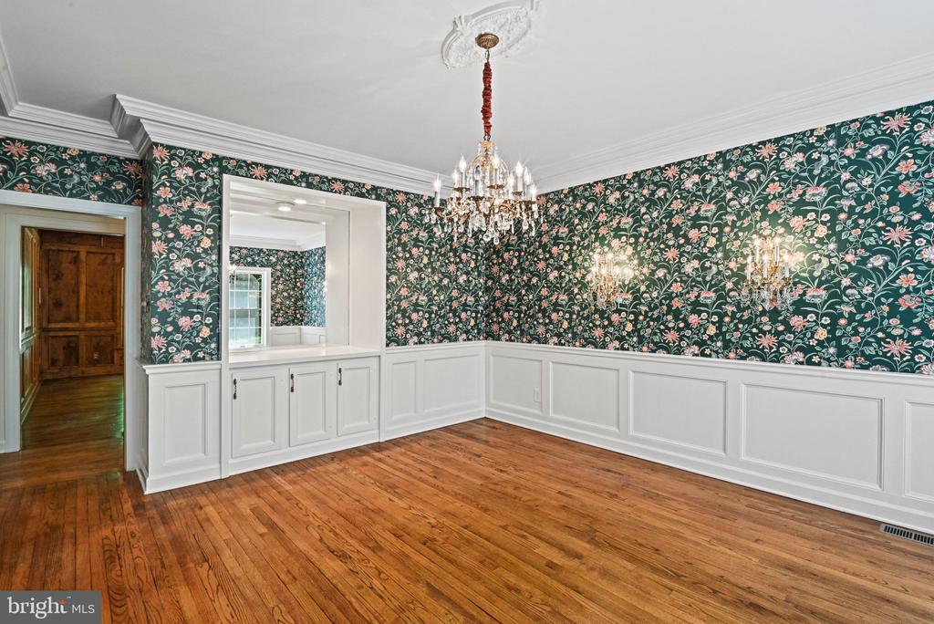 700 RUNNING BROOK DRIVE