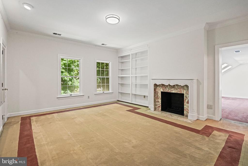 700 RUNNING BROOK DRIVE