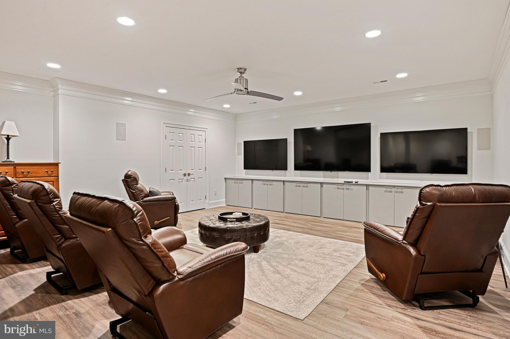 7808 GROVEMONT DRIVE