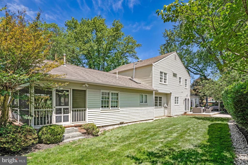 1301 STONE MEADOW WAY
