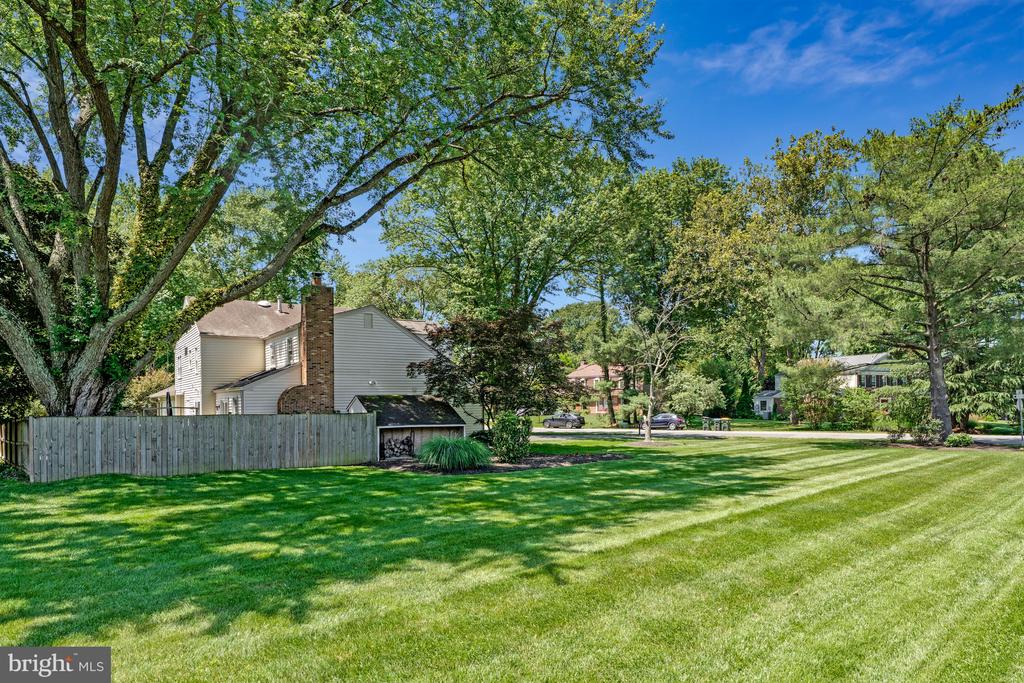 1301 STONE MEADOW WAY