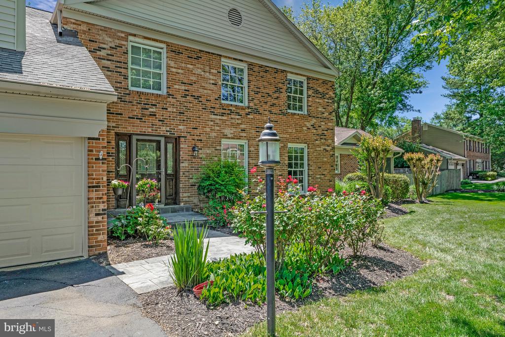 1301 STONE MEADOW WAY