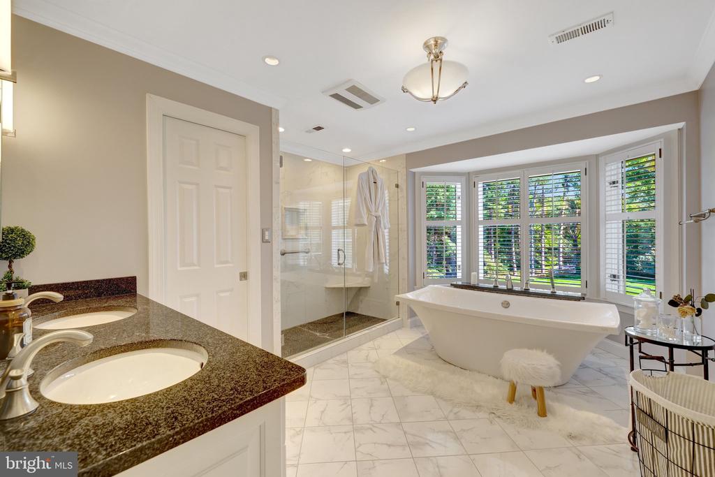 10114 NEDRA DRIVE