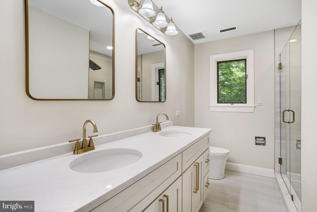 11109 ELMVIEW PLACE