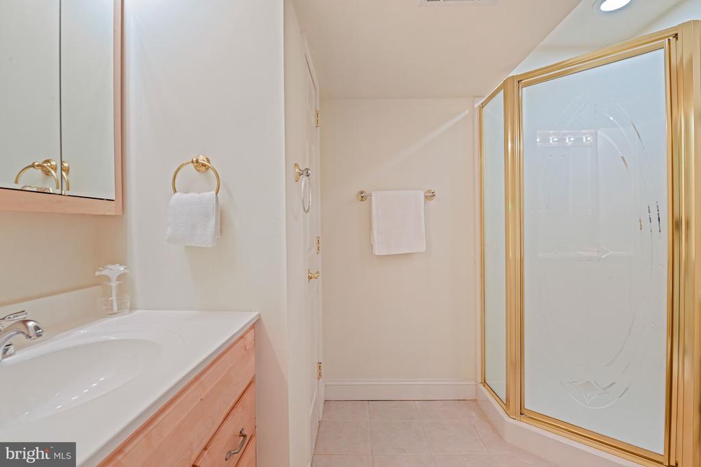 10560 FOX FOREST DRIVE
