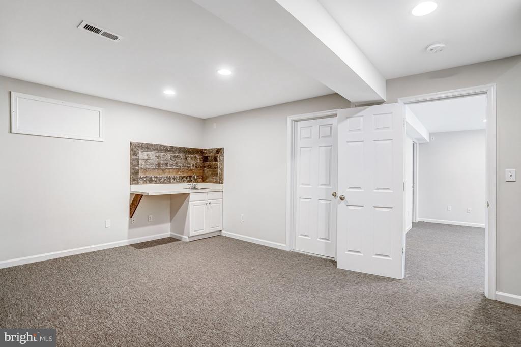 710 PARRISH FARM LANE