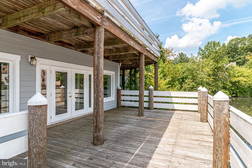 3151 COVEWOOD COURT