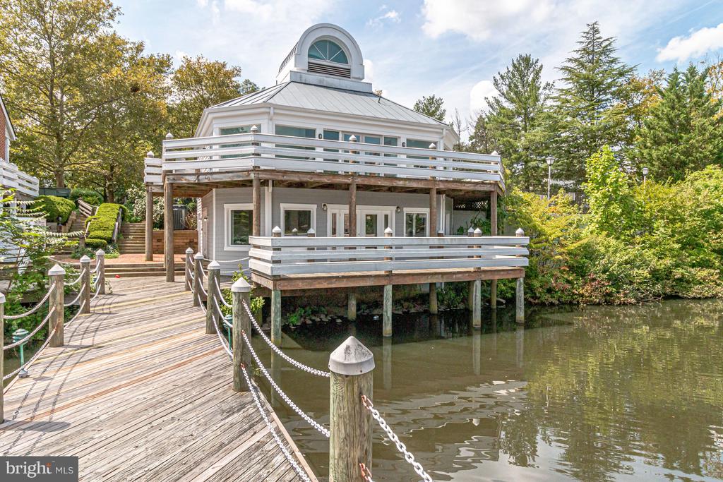 3151 COVEWOOD COURT