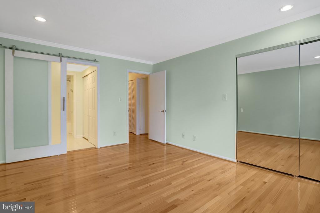 3151 COVEWOOD COURT