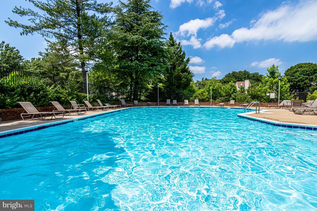 3151 COVEWOOD COURT