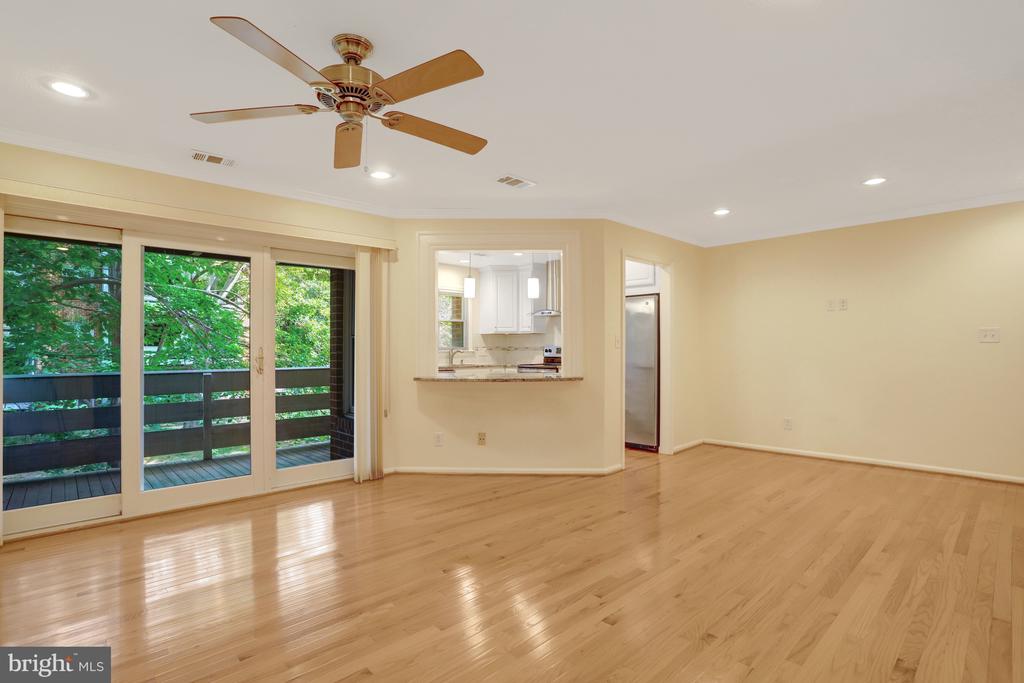 3151 COVEWOOD COURT