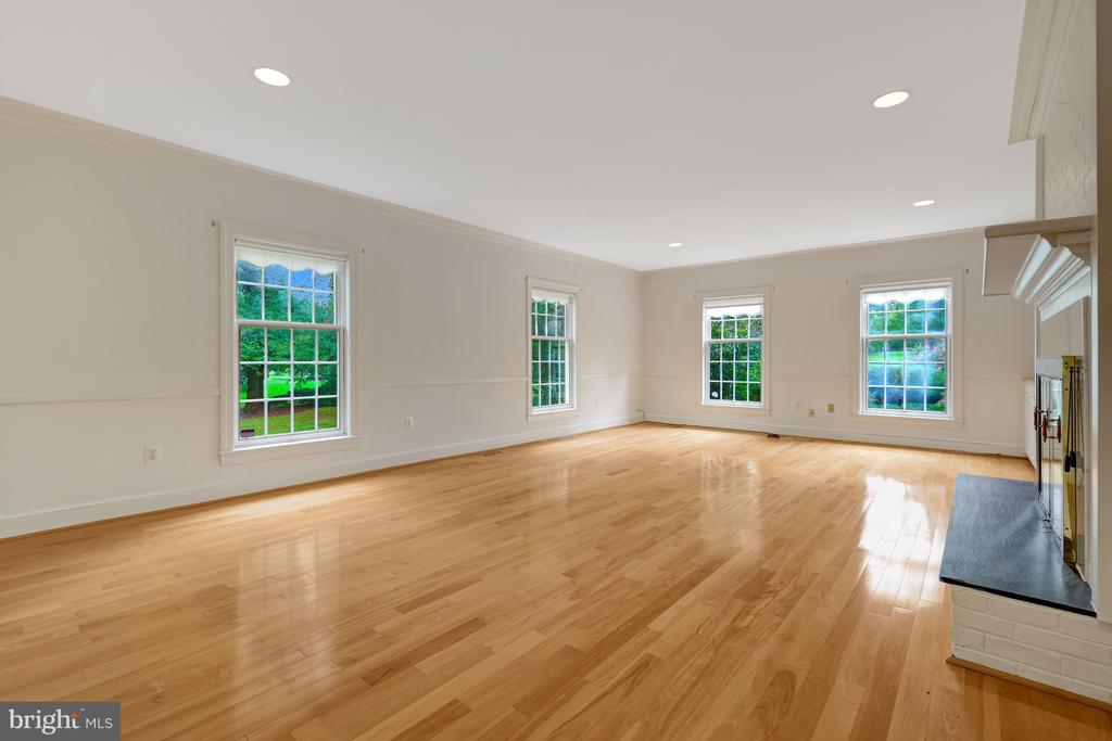 216 RIVER PARK DRIVE