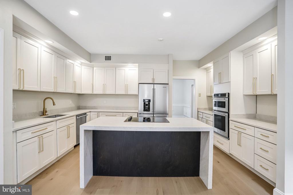 11109 ELMVIEW PLACE
