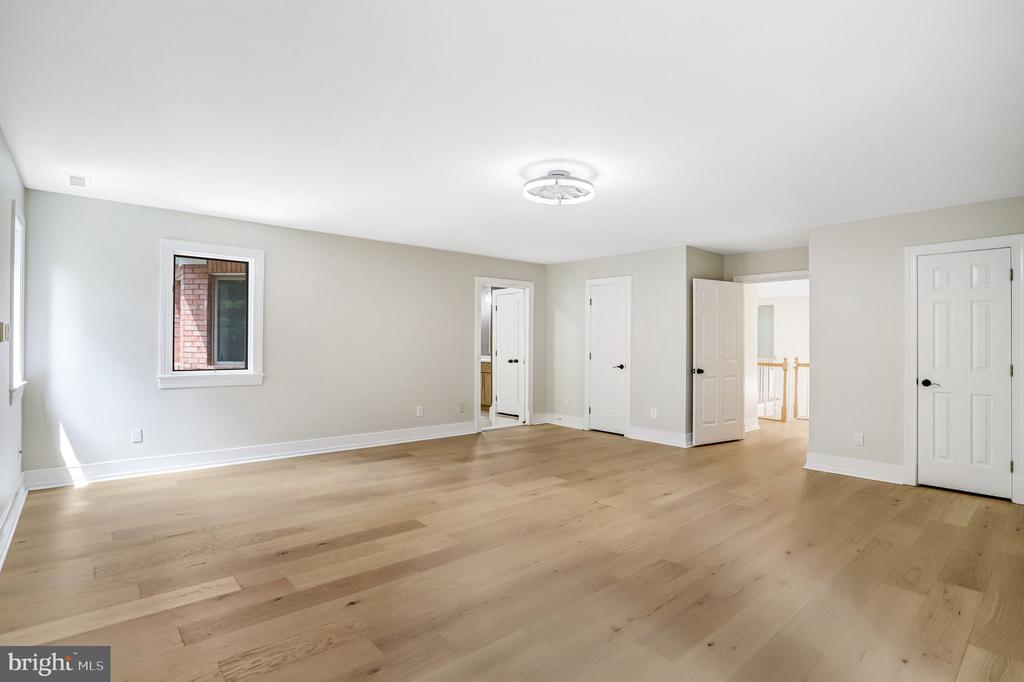 11109 ELMVIEW PLACE