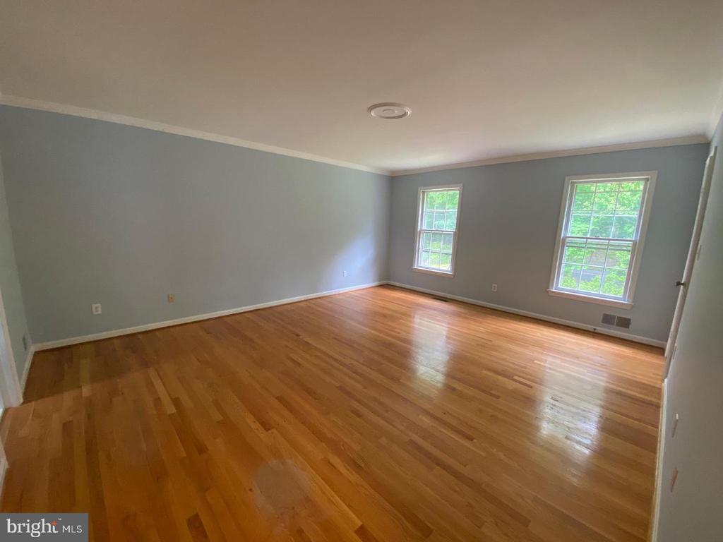 330 RIVER BEND ROAD