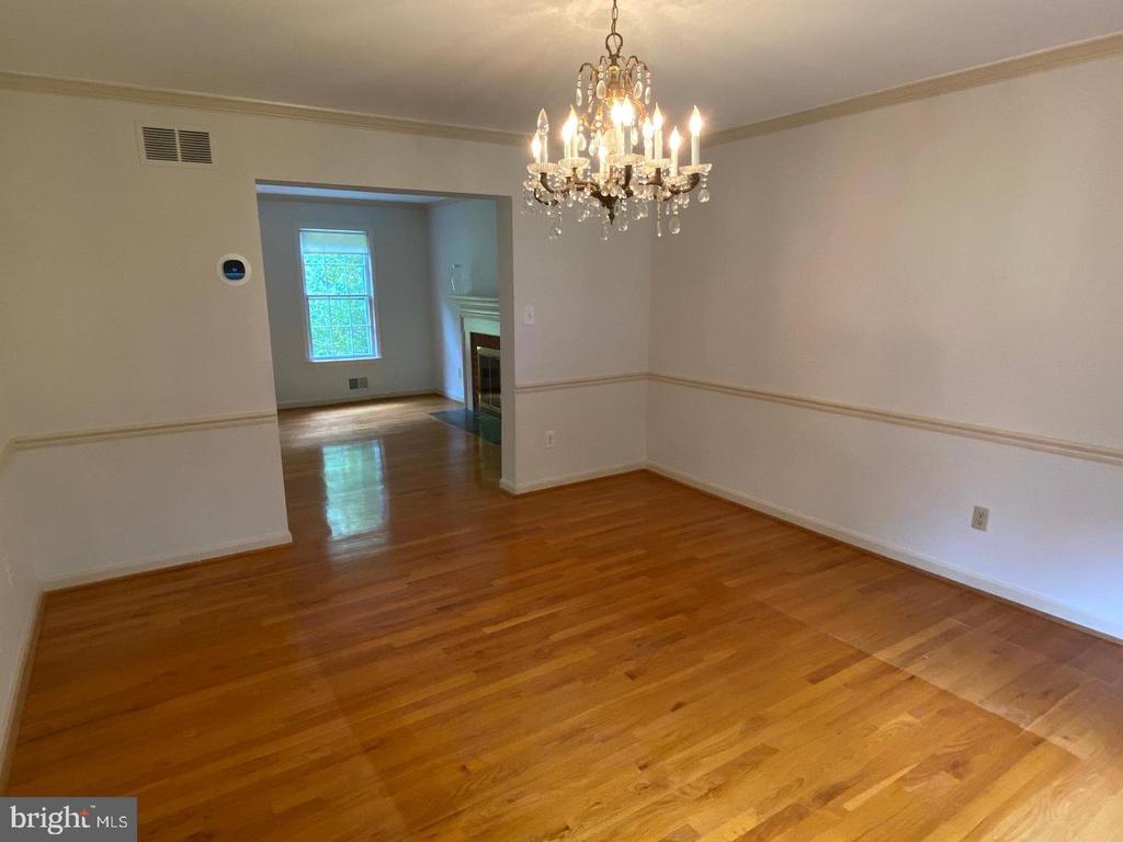330 RIVER BEND ROAD