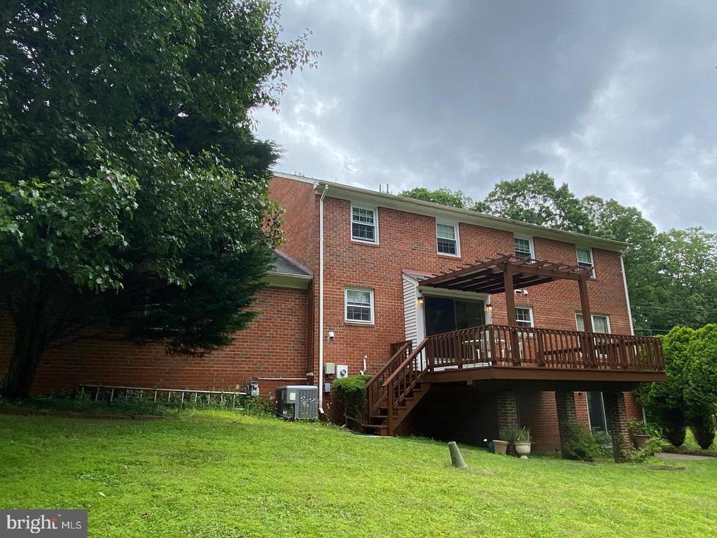 330 RIVER BEND ROAD