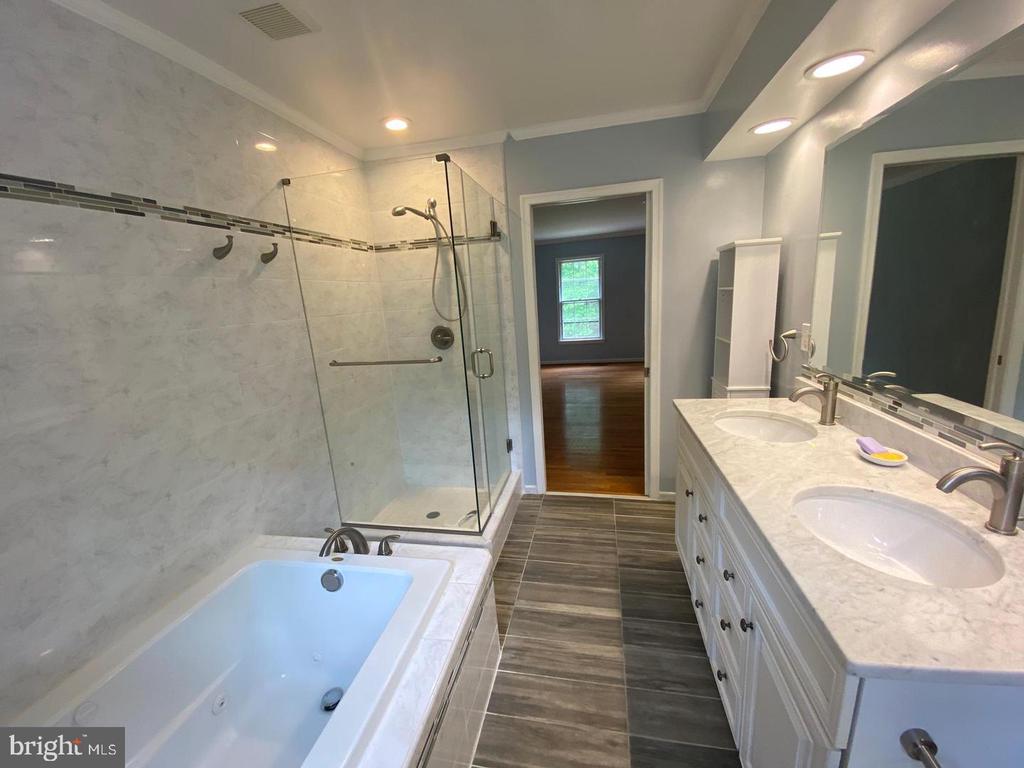 330 RIVER BEND ROAD