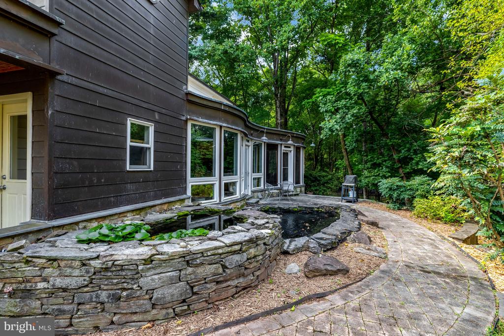 920 HOLLY RUN COURT