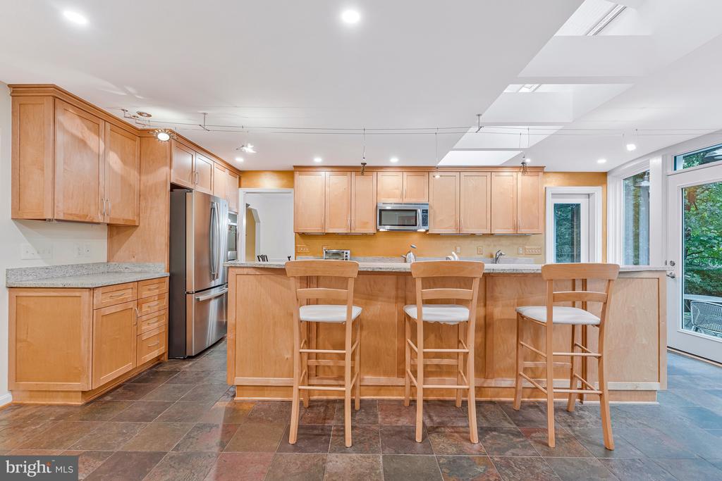 920 HOLLY RUN COURT