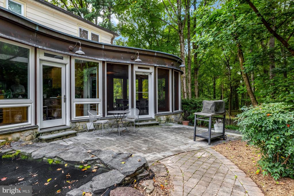 920 HOLLY RUN COURT