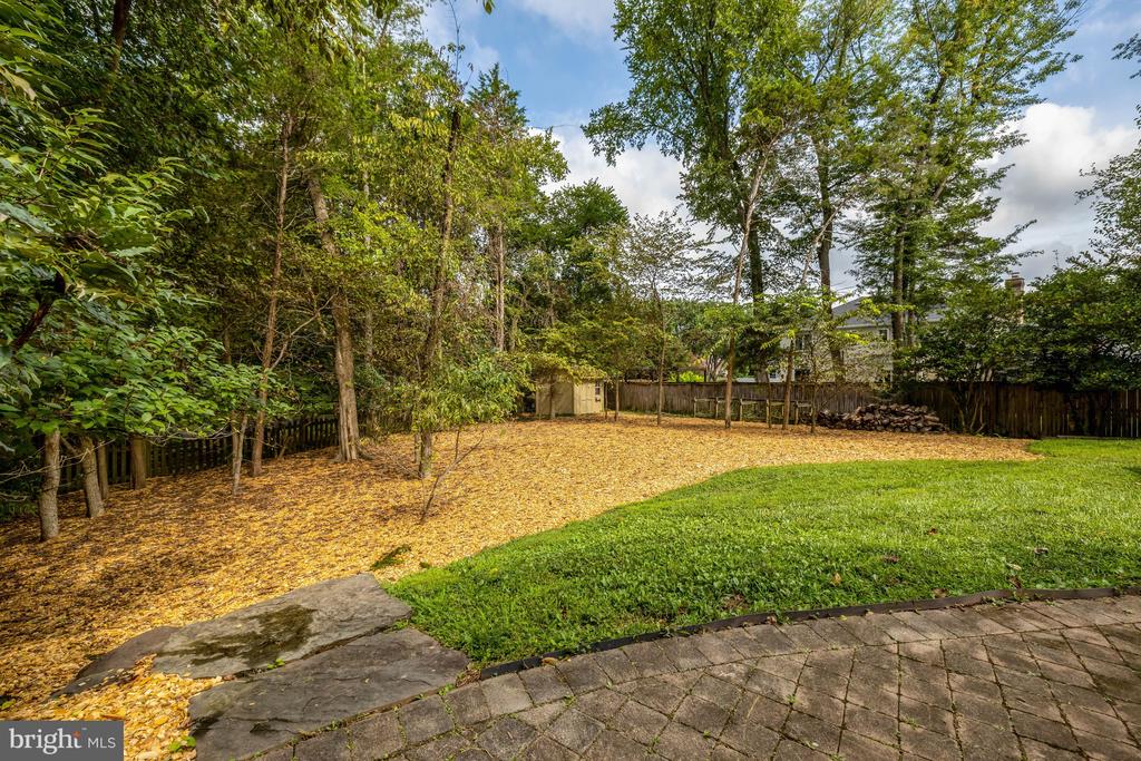 920 HOLLY RUN COURT