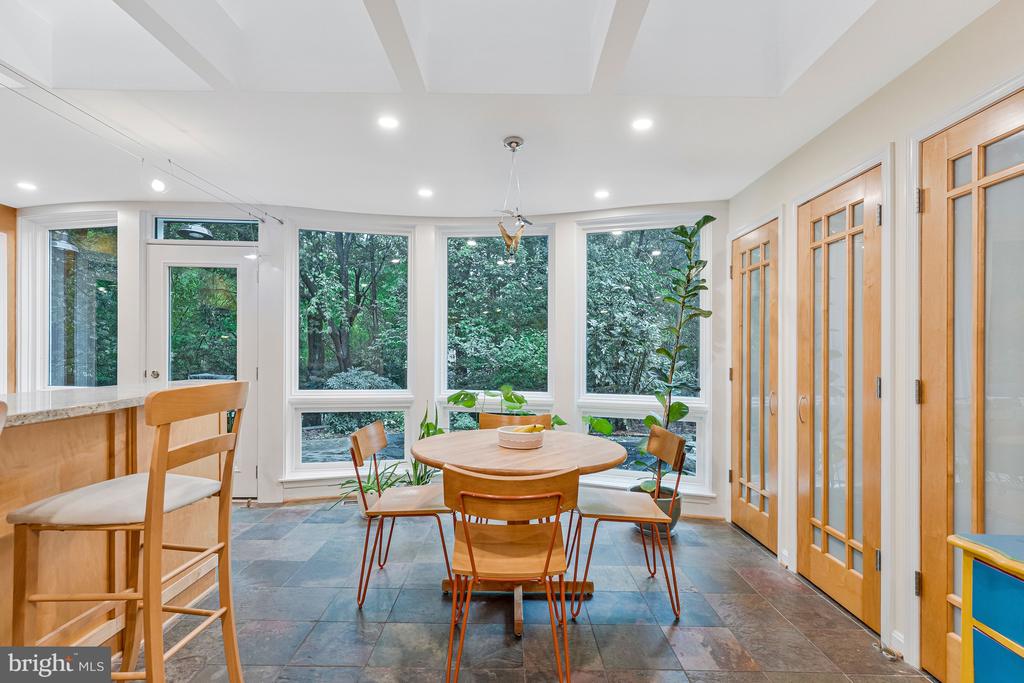 920 HOLLY RUN COURT
