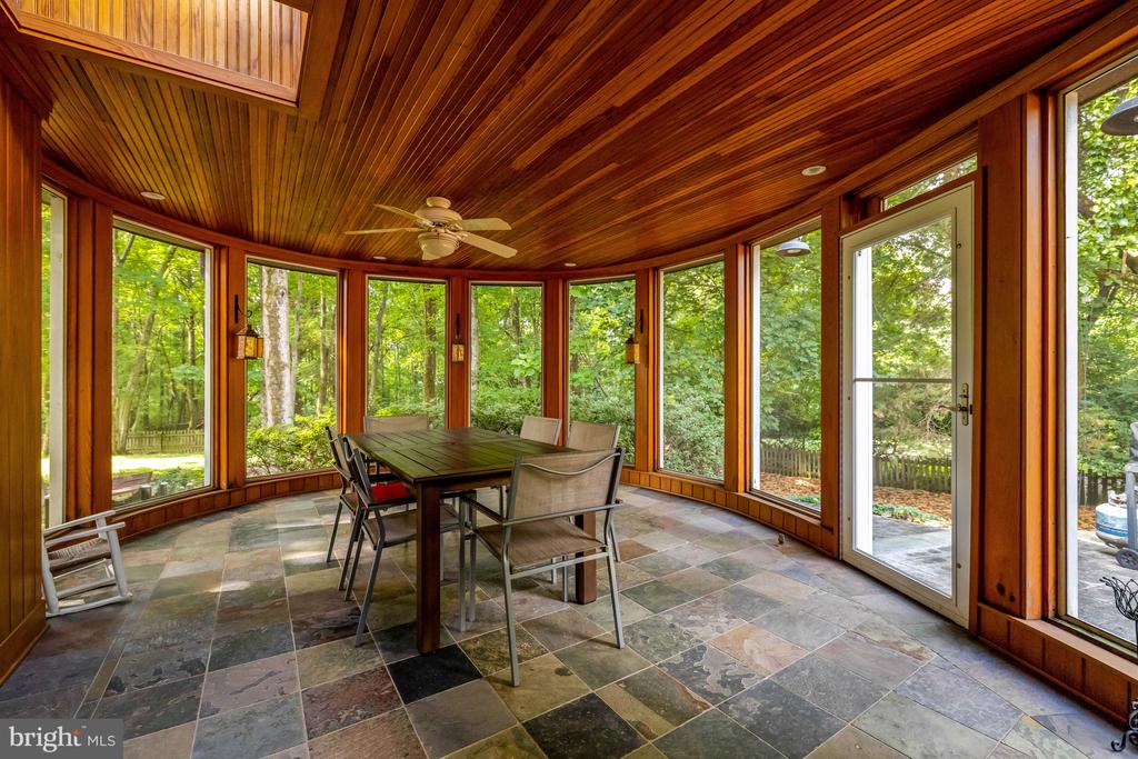 920 HOLLY RUN COURT