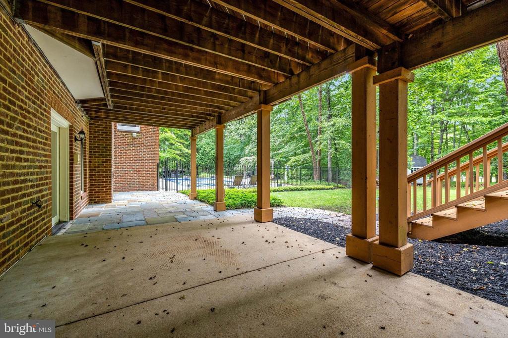 501 SENECA GREEN WAY