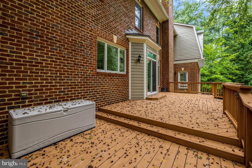 501 SENECA GREEN WAY