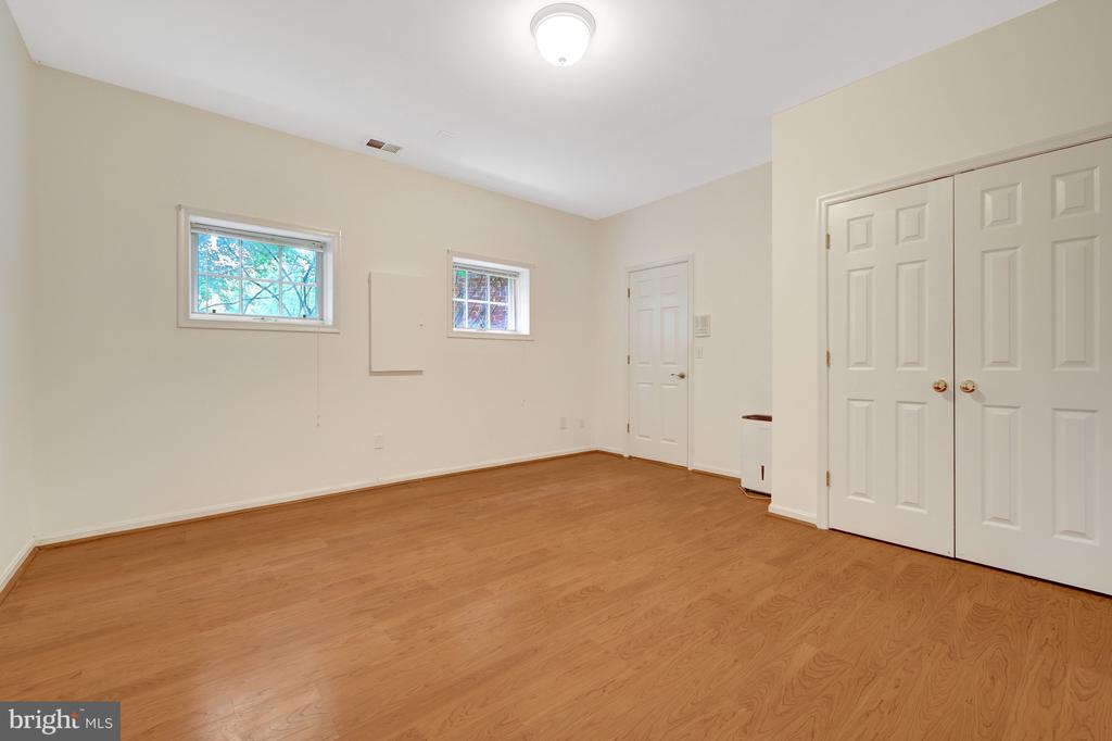 501 SENECA GREEN WAY