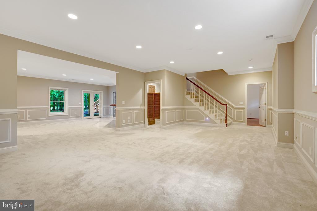 501 SENECA GREEN WAY