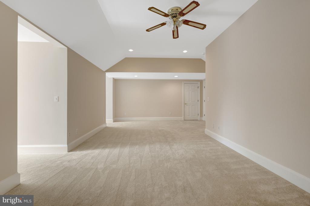 501 SENECA GREEN WAY