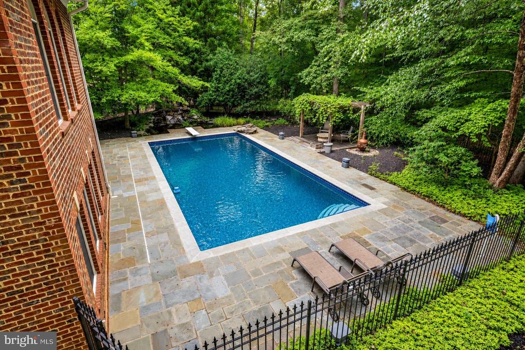 501 SENECA GREEN WAY