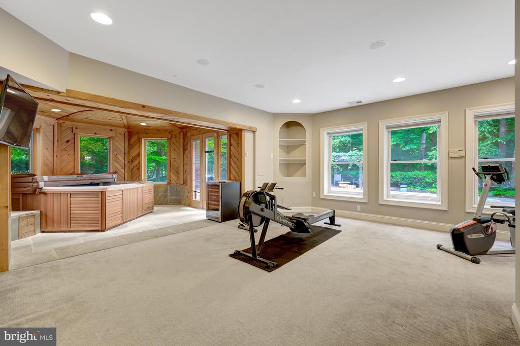 501 SENECA GREEN WAY