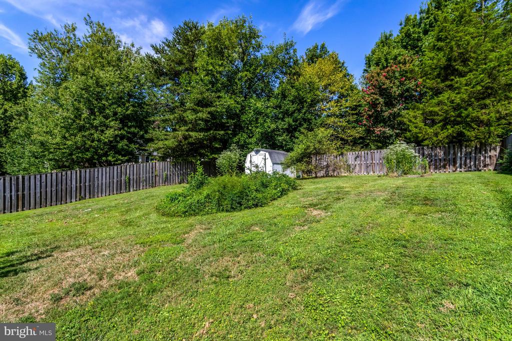 2214 BOXWOOD DRIVE