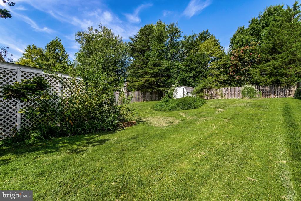 2214 BOXWOOD DRIVE