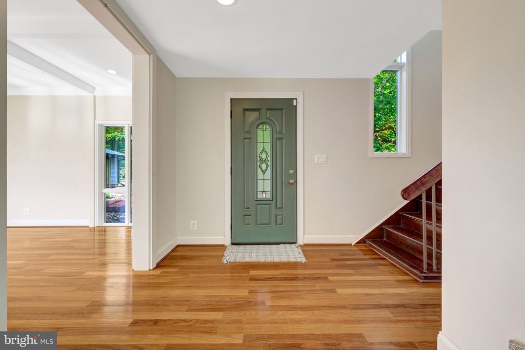 125 COMMONAGE DRIVE
