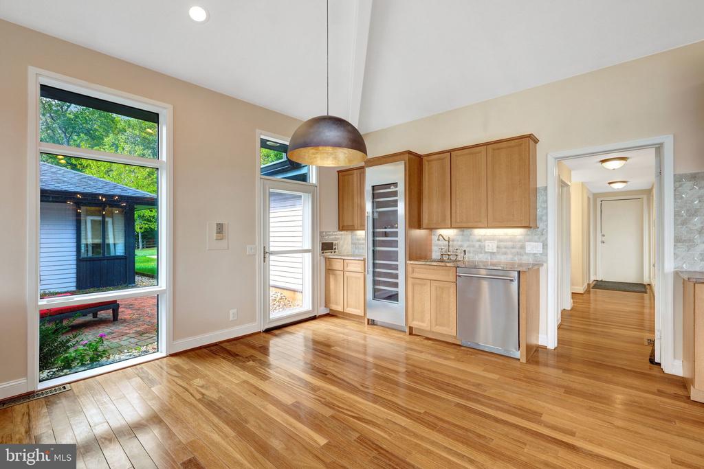 125 COMMONAGE DRIVE