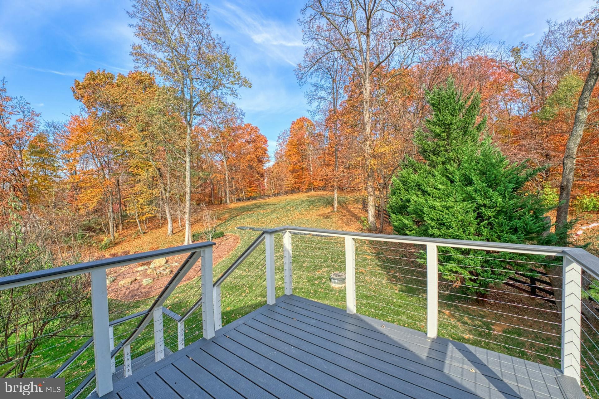 40280 SPECTACULAR BID PLACE