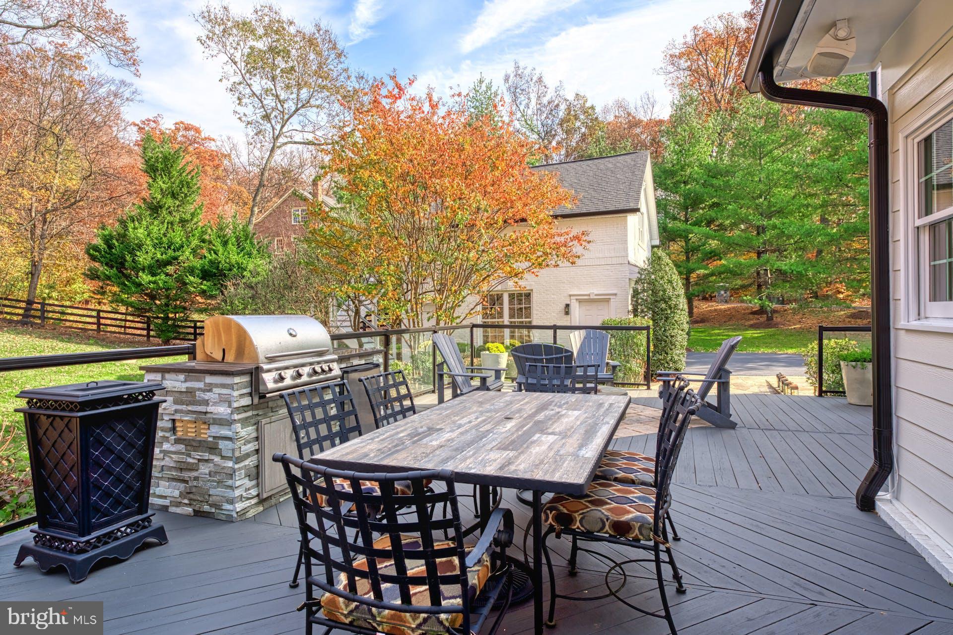 40280 SPECTACULAR BID PLACE